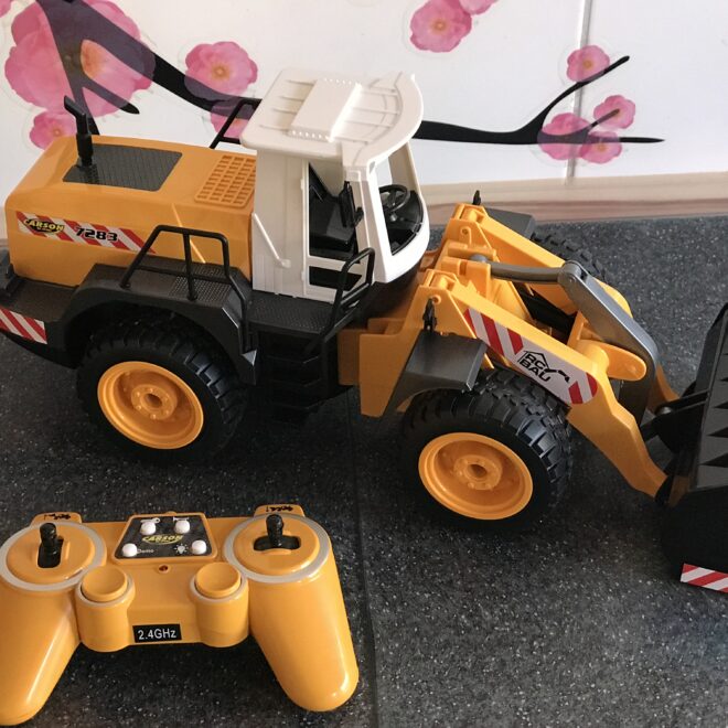 Carson Radlader im Spielwarentest