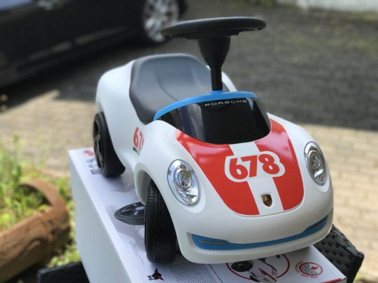 Baby-Porsche für kleine Rennfahrer im Test – Gewinnspiel